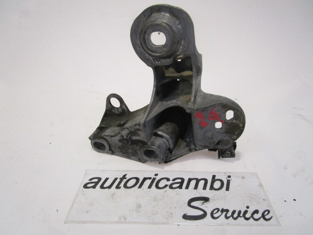 NOSILCI MOTORJA/DRUGO OEM N. 8E0199352F ORIGINAL REZERVNI DEL VOLKSWAGEN PASSAT B5.5 3B3 3B6 3BG R BER/SW (11/2000 - 2005) DIESEL LETNIK 2004