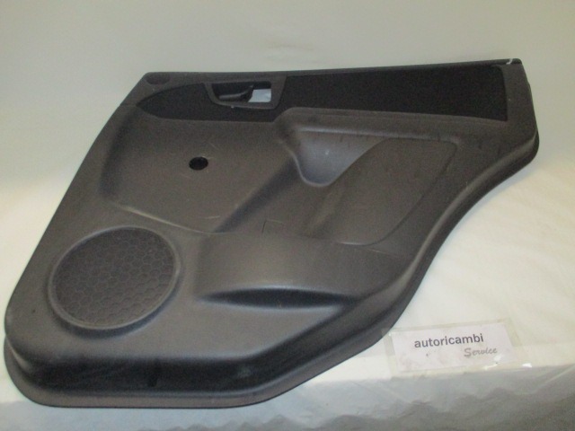 VRATNI PANEL OEM N. PNPDTFT16FYSV5P ORIGINAL REZERVNI DEL FIAT SEDICI FY (2006 - 4/2009) BENZINA LETNIK 2010