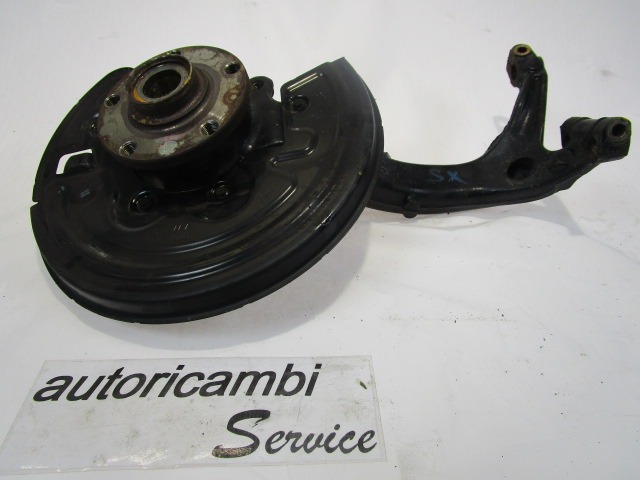 LEVI VRTLJIVI LEZAJ / PESTO KOLESA Z LEZAJEM SPREDAJ OEM N. 4A0407615G ORIGINAL REZERVNI DEL VOLKSWAGEN PASSAT B5.5 3B3 3B6 3BG R BER/SW (11/2000 - 2005) DIESEL LETNIK 2004