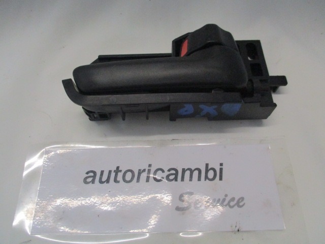 NOTRANJA KLJUKA  OEM N. 71743827 ORIGINAL REZERVNI DEL FIAT SEDICI FY (2006 - 4/2009) BENZINA LETNIK 2010