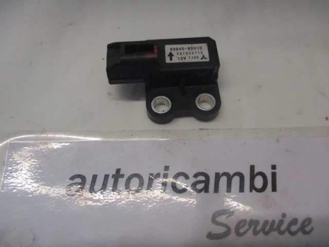 AIRBAG SENZOR OEM N. 33945-82C10B ORIGINAL REZERVNI DEL FIAT SEDICI FY (2006 - 4/2009) BENZINA LETNIK 2010