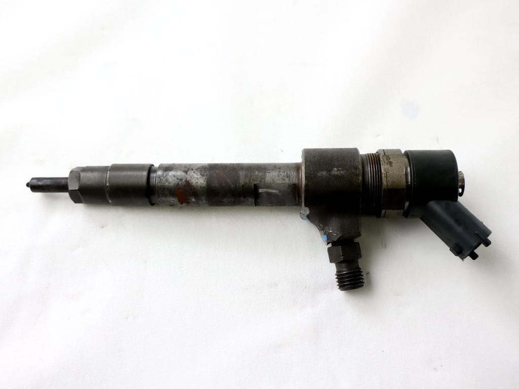 INJEKTORJI DIESEL OEM N. 445110187 ORIGINAL REZERVNI DEL FIAT IDEA 350 (2003 - 2008) DIESEL LETNIK 2005