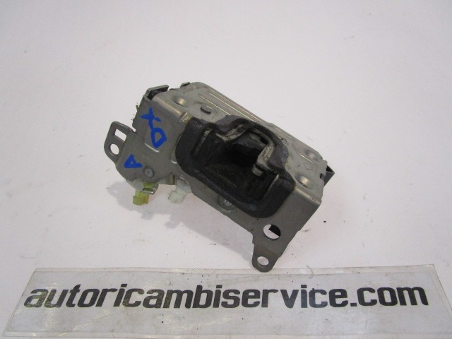 CENTRALNI ZAKLEP SPREDNJIH VRAT  OEM N. 8200735222 ORIGINAL REZERVNI DEL DACIA SANDERO MK1 (2008 - 2012) BENZINA/GPL LETNIK 2009