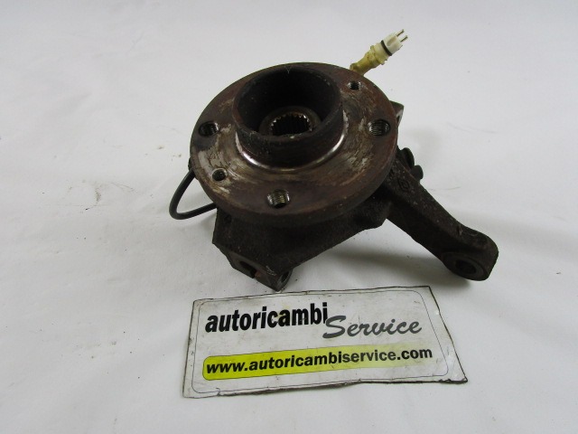 LEVI VRTLJIVI LEZAJ / PESTO KOLESA Z LEZAJEM SPREDAJ OEM N. 8200208332 ORIGINAL REZERVNI DEL RENAULT CLIO BB CB MK2 R / CLIO STORIA (05/2001 - 2012) BENZINA LETNIK 2003