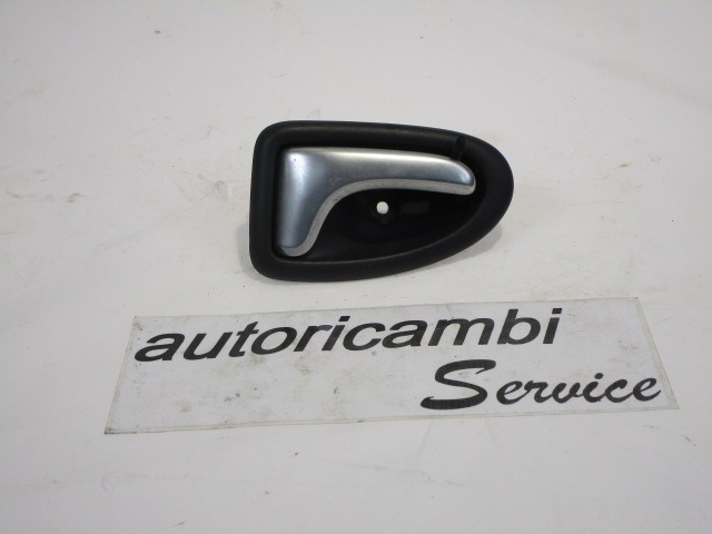 NOTRANJA KLJUKA  OEM N. 96012121 ORIGINAL REZERVNI DEL RENAULT CLIO BB CB MK2 R / CLIO STORIA (05/2001 - 2012) DIESEL LETNIK 2007