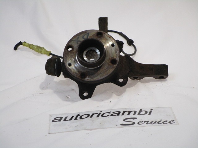 VRTLJIVI LEZAJ DESNO / PESTO KOLESA Z LEZAJEM SPREDAJ OEM N. 8200207313 4020200QAB ORIGINAL REZERVNI DEL RENAULT CLIO BB CB MK2 R / CLIO STORIA (05/2001 - 2012) DIESEL LETNIK 2007