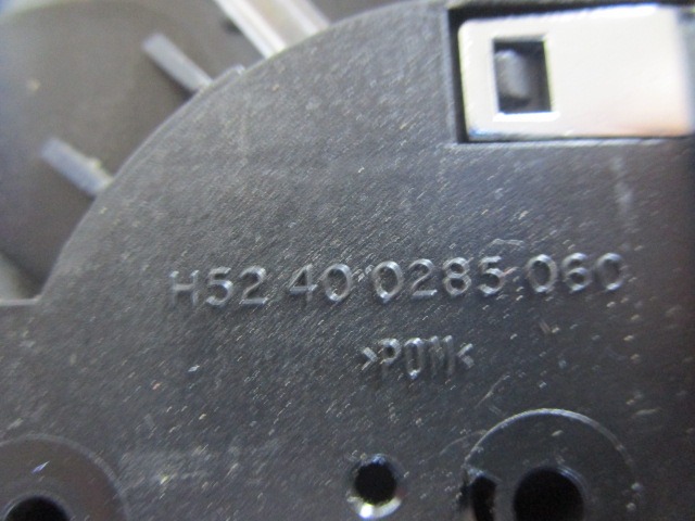 CENTRALNE PREZRACEVALNE SOBE  OEM N. H52400285060 ORIGINAL REZERVNI DEL LAND ROVER RANGE ROVER L322 MK3 (2005 - 2009) DIESEL LETNIK 2005