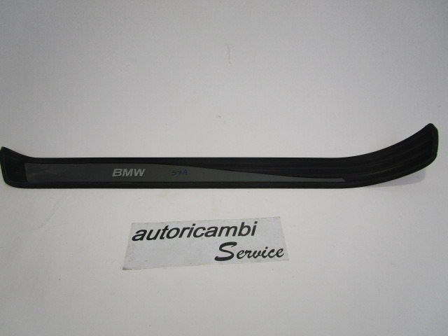 NOTRANJA OBLOGA PRAGA  OEM N. 51477034303 ORIGINAL REZERVNI DEL BMW SERIE 5 E60 E61 (2003 - 2010) DIESEL LETNIK 2005