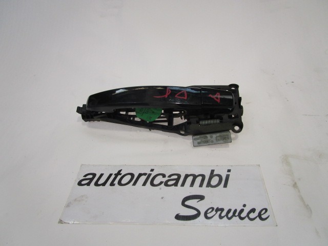 ZUNANJA KLJUKA SPREDNJA DESNA VRATA OEM N. 25936893 ORIGINAL REZERVNI DEL CHEVROLET CRUZE J300 J305 (2009 - 2019) DIESEL LETNIK 2010