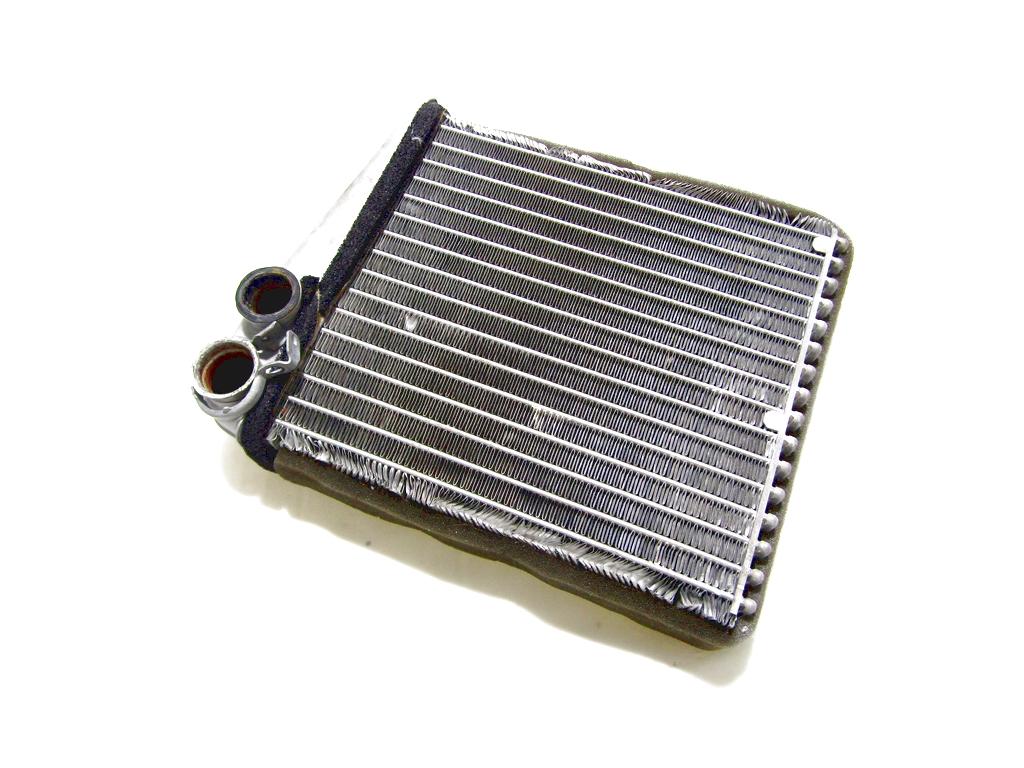 GRELEC RADIATORJA OEM N. 1K0819031A ORIGINAL REZERVNI DEL AUDI A3 MK2 8P 8PA 8P1 (2003 - 2008)DIESEL LETNIK 2006