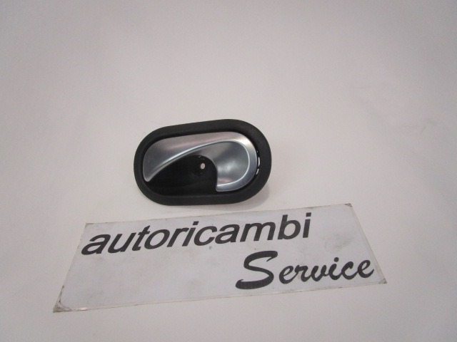 NOTRANJA KLJUKA  OEM N. 8200028487 ORIGINAL REZERVNI DEL RENAULT SCENIC/GRAND SCENIC JM0/1 MK2 (2003 - 2009) DIESEL LETNIK 2004