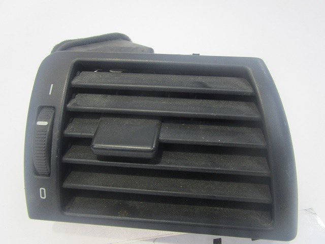 ODVOD ZRAKA OEM N. 64228361898 ORIGINAL REZERVNI DEL BMW SERIE 3 E46 BER/SW/COUPE/CABRIO (1998 - 2002) DIESEL LETNIK 2001