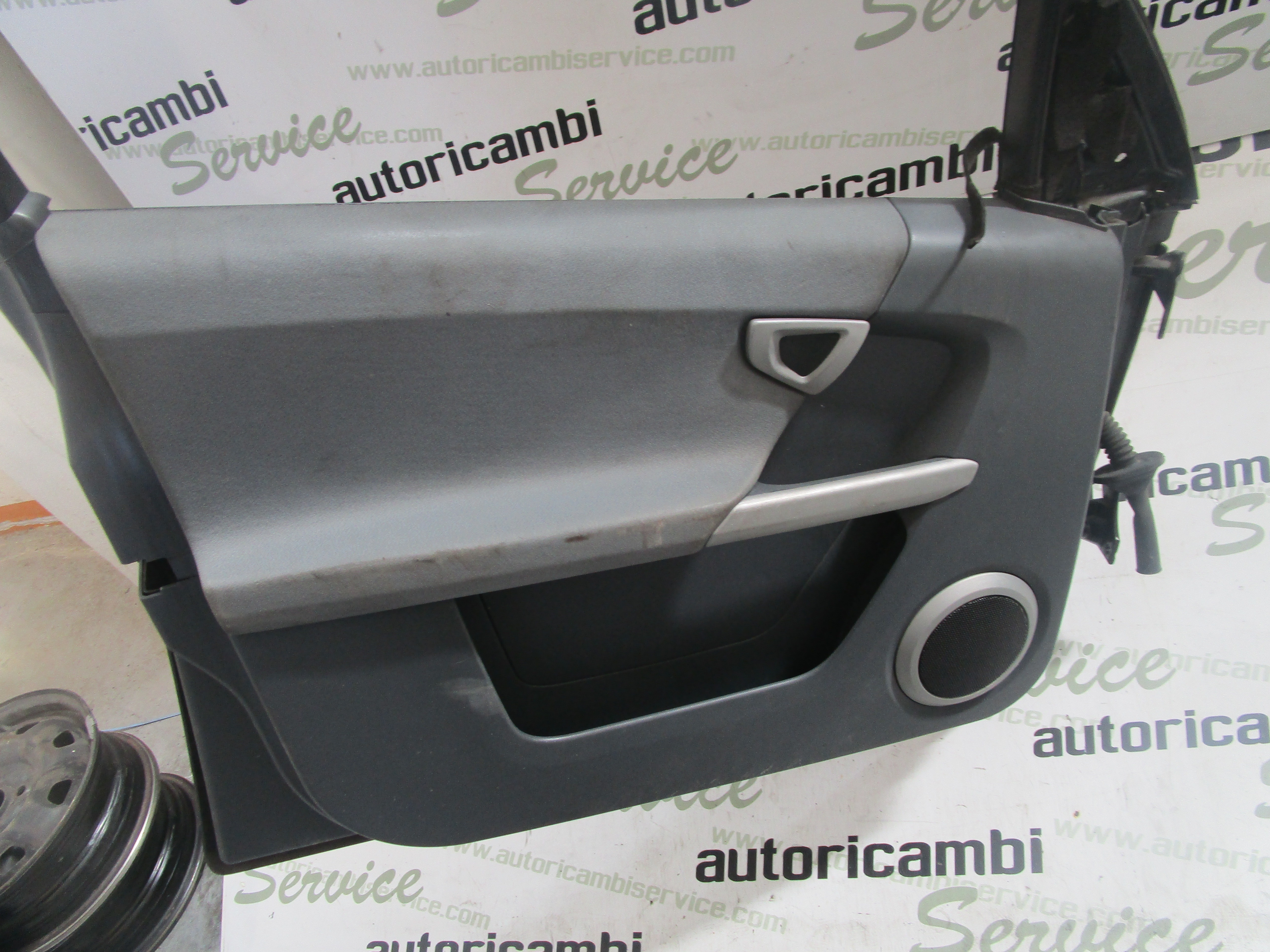 LEVA SPREDNJA VRATA VOZNIK OEM N. A4547200308  ORIGINAL REZERVNI DEL SMART FORFOUR 454 MK1 (2004 - 2006) DIESEL LETNIK 2005