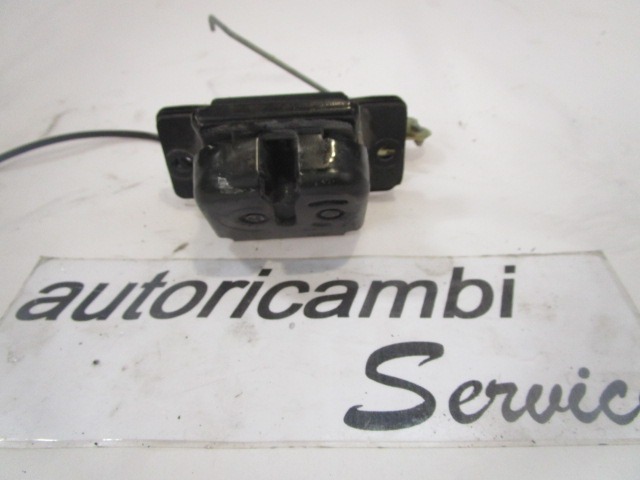 ZAKLEPANJE PRTLJA?NIH VRAT  OEM N. 81230-3E000 ORIGINAL REZERVNI DEL KIA SORENTO JC MK1 (2002 - 2009) DIESEL LETNIK 2003