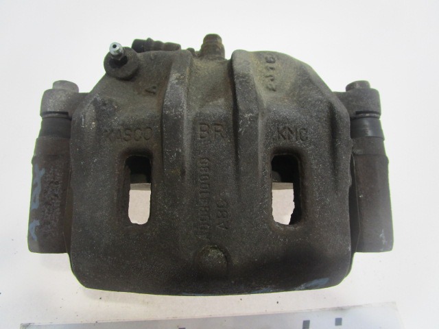 SPREDNJE DESNE ZAVORNE CELJUSTI  OEM N. 5,81303E+105 ORIGINAL REZERVNI DEL KIA SORENTO JC MK1 (2002 - 2009) DIESEL LETNIK 2003