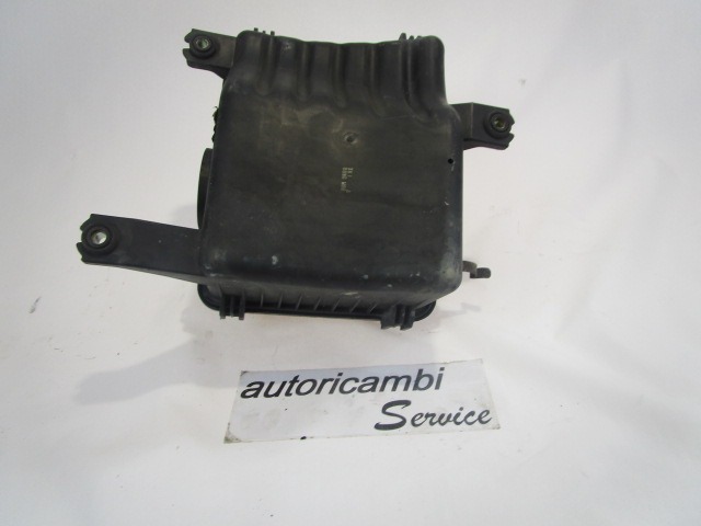 FILTAR ZRAKA OEM N. 28110-3E200 ORIGINAL REZERVNI DEL KIA SORENTO JC MK1 (2002 - 2009) DIESEL LETNIK 2003