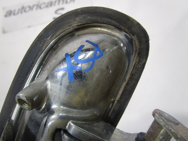 ZUNANJA KLJUKA ZADNJA LEVA VRATA OEM N. 60609555 ORIGINAL REZERVNI DEL ALFA ROMEO 166 936 (1998 - 2003) DIESEL LETNIK 2001