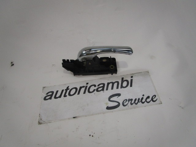 NOTRANJA KLJUKA  OEM N. 156017082 ORIGINAL REZERVNI DEL ALFA ROMEO 166 936 (1998 - 2003) DIESEL LETNIK 2001