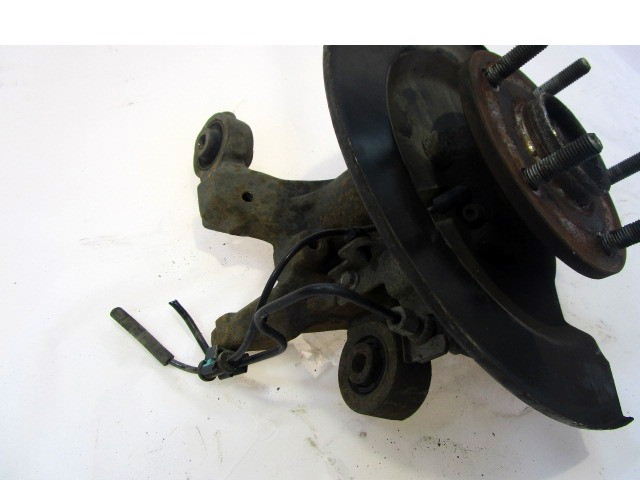 KOLESNI NOSILEC ZADAJ DESNO / POGON PRIROBNICO PESTA OEM N. 04766562AB 04766562AA ORIGINAL REZERVNI DEL DODGE JOURNEY (2008 - 2011) DIESEL LETNIK 2008