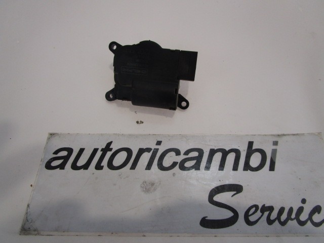 MOTORCEK OGREVANJA OEM N. 52406339 ORIGINAL REZERVNI DEL OPEL ASTRA H A04 L48,L08,L35,L67 5P/3P/SW (2004 - 2007) DIESEL LETNIK 2005