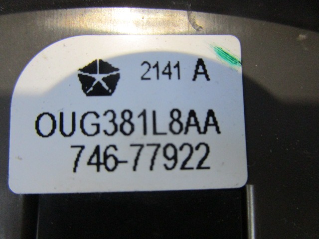 ZADNJE STIKALO OEM N. 0UG381L8AA ORIGINAL REZERVNI DEL CHRYSLER PT CRUISER PT (2000 - 2010) BENZINA LETNIK 2002