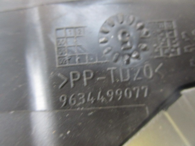 ODVOD ZRAKA OEM N. 9634499077 ORIGINAL REZERVNI DEL PEUGEOT 307 3A/B/C/E/H BER/SW/CABRIO (2001 - 2009) DIESEL LETNIK 2005