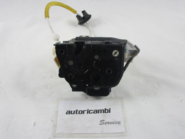 CENTRALNO ZAKLEPANJE ZADNJIH DESNIH VRAT OEM N. 8E0839016 ORIGINAL REZERVNI DEL AUDI A4 B7 8EC 8ED 8HE BER/SW/CABRIO (2004 - 2007) DIESEL LETNIK 2005