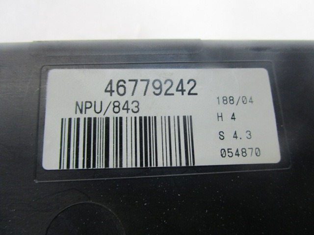 RACUNALNIK VRAT IN STEKEL OEM N. 46779242 ORIGINAL REZERVNI DEL LANCIA Y YPSILON 843 (2003-2006) BENZINA LETNIK 2004