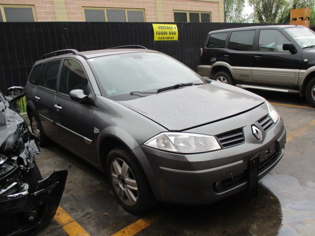 RENAULT MEGANE 1.9 88KW 6M 5P (2005) RICAMBI IN MAGAZZINO 