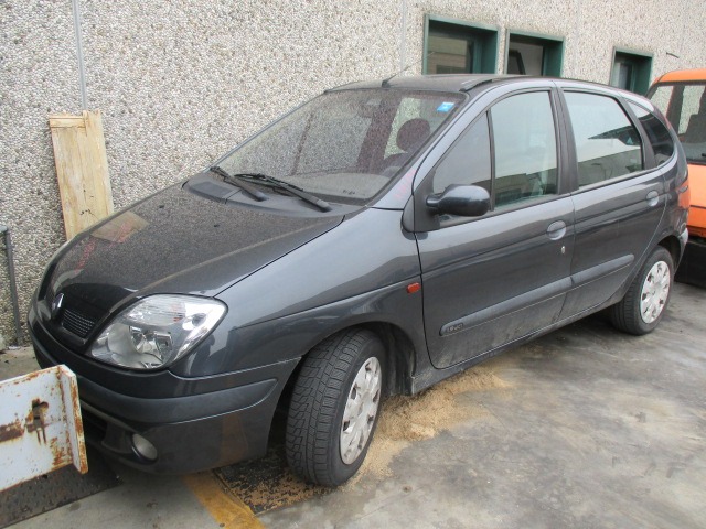 RENAULT SCENIC 1.9 D 75KW 5M 5P (2002) RICAMBI IN MAGAZZINO