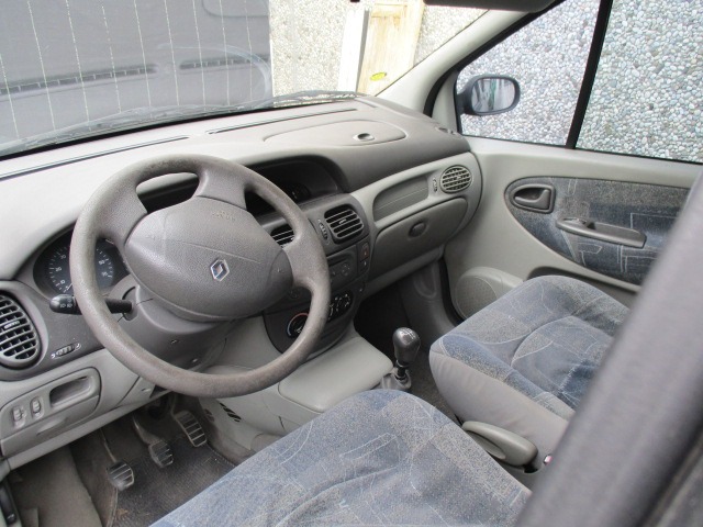 RENAULT SCENIC 1.9 D 75KW 5M 5P (2002) RICAMBI IN MAGAZZINO