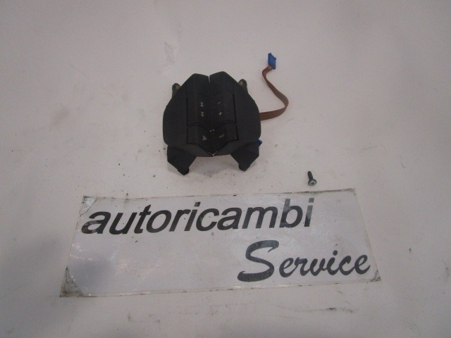 MULTIFUNKCIJSKI VOLAN OEM N. 71718767 ORIGINAL REZERVNI DEL FIAT CROMA 194 MK2 R (11-2007 - 2010) DIESEL LETNIK 2008