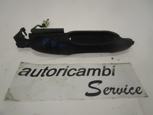 ZUNANJA KLJUKA ZADNJA DESNA VRATA OEM N. 1107182 ORIGINAL REZERVNI DEL FORD FOCUS DAW DBW DNW MK1 R BER/SW (2001-2005) BENZINA LETNIK 2002