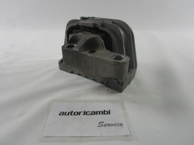 NOSILCI MOTORJA/DRUGO OEM N. 1K0199262 ORIGINAL REZERVNI DEL SEAT LEON 1P1 MK2 (2005 - 2012) DIESEL LETNIK 2008