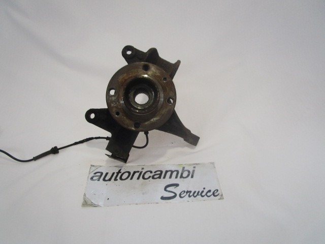 LEVI VRTLJIVI LEZAJ / PESTO KOLESA Z LEZAJEM SPREDAJ OEM N. 8200297028 ORIGINAL REZERVNI DEL RENAULT SCENIC/GRAND SCENIC JM0/1 MK2 (2003 - 2009) DIESEL LETNIK 2005