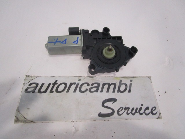 MOTORCEK ELEKTRICNEGA POMIKA ZADNJEGA STEKLA  OEM N. 46841277 ORIGINAL REZERVNI DEL LANCIA MUSA 350 (2004 - 2007) DIESEL LETNIK 2006