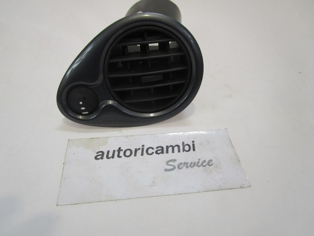 ODVOD ZRAKA OEM N. 7701061212 ORIGINAL REZERVNI DEL RENAULT CLIO BR0//1 CR0/1 KR0/1 MK3 R (05/2009 - 2013) DIESEL LETNIK 2010