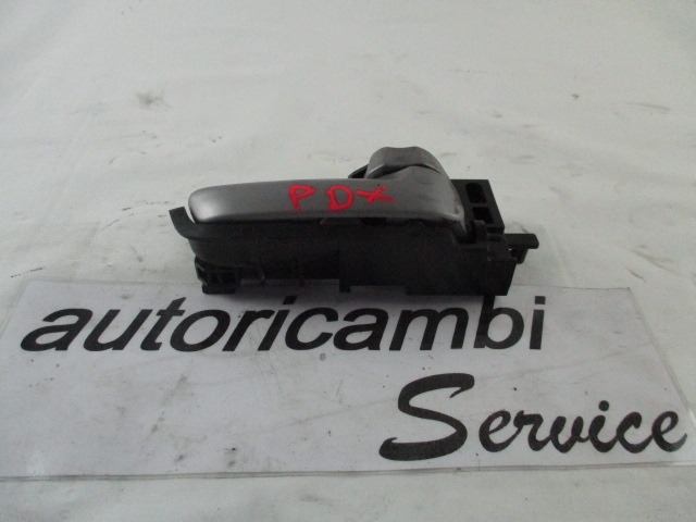 NOTRANJA KLJUKA  OEM N.  ORIGINAL REZERVNI DEL SUZUKI SWIFT MZ EZ MK3 (2004 - 2010) DIESEL LETNIK 2008