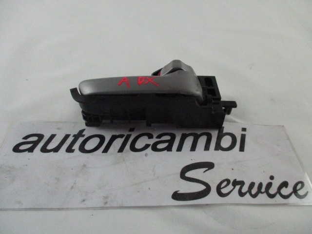 NOTRANJA KLJUKA  OEM N.  ORIGINAL REZERVNI DEL SUZUKI SWIFT MZ EZ MK3 (2004 - 2010) DIESEL LETNIK 2008