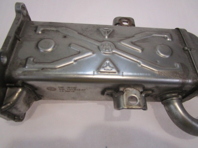 EGR VENTIL/IZMENJALNIK OEM N. 03L131512AT ORIGINAL REZERVNI DEL SEAT ALTEA XL 5P8 R (2009 - 2015) DIESEL LETNIK 2010