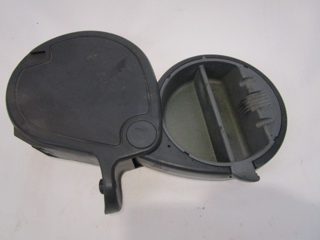 PEPELNIK / DRZALA ZA PIJACO OEM N. 0004238V002 ORIGINAL REZERVNI DEL SMART FORTWO CITY-COUPE CABRIO 450 MK1 (1998 - 2007) BENZINA LETNIK 2003