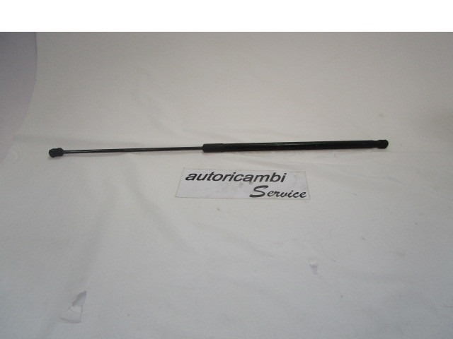 AMORTIZERJI POKROVA MOTORJA  OEM N. 5K0823359D ORIGINAL REZERVNI DEL VOLKSWAGEN GOLF VI 5K1 517 AJ5 MK6 (2008-2012) BENZINA LETNIK 2012