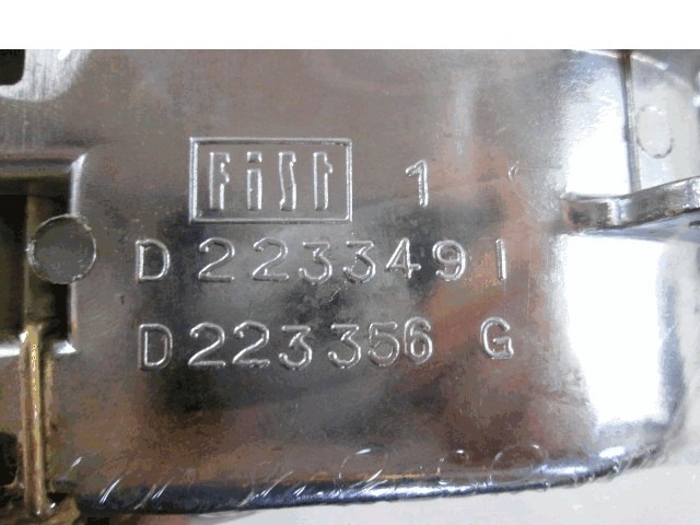 ZUNANJA KLJUKA ZADNJA DESNA VRATA OEM N. 80/288 ORIGINAL REZERVNI DEL FIAT 132 (1972 - 1981)BENZINA LETNIK 1972