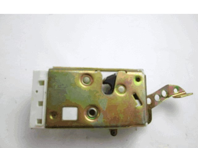 CENTRALNI ZAKLEP SPREDNJIH VRAT  OEM N. 40/201 ORIGINAL REZERVNI DEL FIAT TIPO 160 (1988 -1992)BENZINA LETNIK 1988