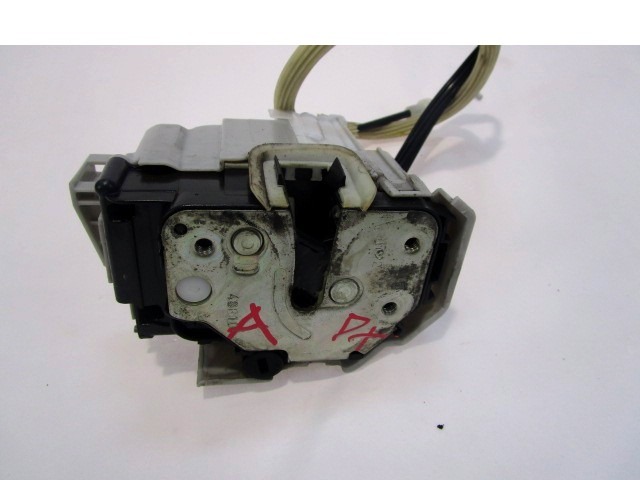 CENTRALNI ZAKLEP SPREDNJIH VRAT  OEM N. 51878547 ORIGINAL REZERVNI DEL LANCIA DELTA 844 MK3 (2008 - 2014) DIESEL LETNIK 2011