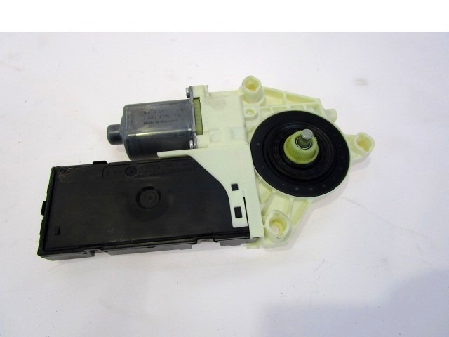 DVIZNI MEHANIZEM SPREDNIH STEKEL  OEM N. 130822330 ORIGINAL REZERVNI DEL RENAULT LAGUNA BT0/1 KT0/1 MK3 BER/SW (10/2007 - 08/2010) DIESEL LETNIK 2008