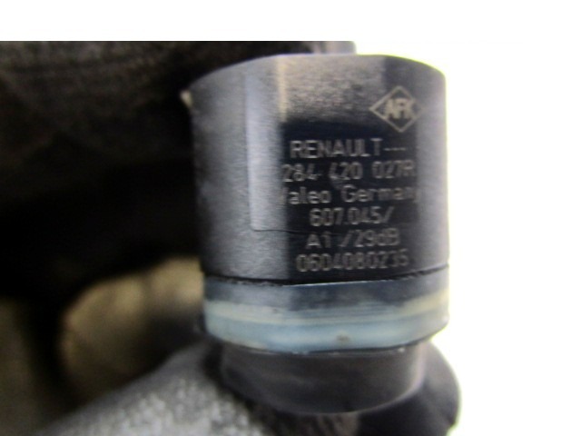 PARKIRNI SENZORJI OEM N. 284420027R ORIGINAL REZERVNI DEL RENAULT LAGUNA BT0/1 KT0/1 MK3 BER/SW (10/2007 - 08/2010) DIESEL LETNIK 2008