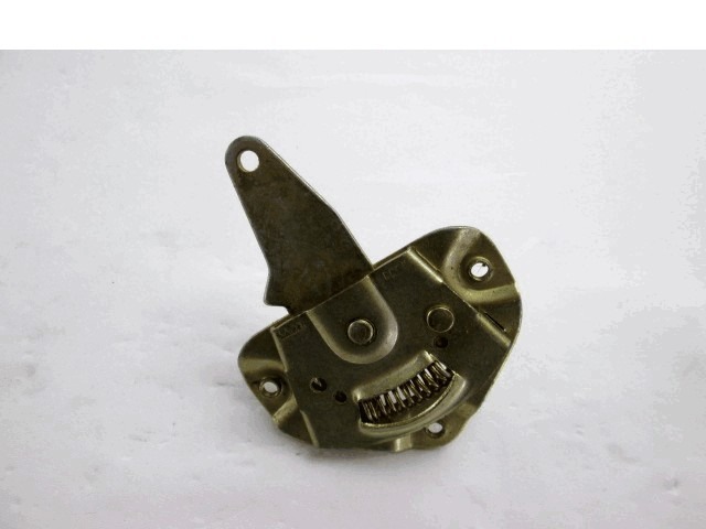 CENTRALNI ZAKLEP SPREDNJIH VRAT  OEM N. 651618 ORIGINAL REZERVNI DEL FIAT 238 (1967 - 1983)BENZINA LETNIK 1967