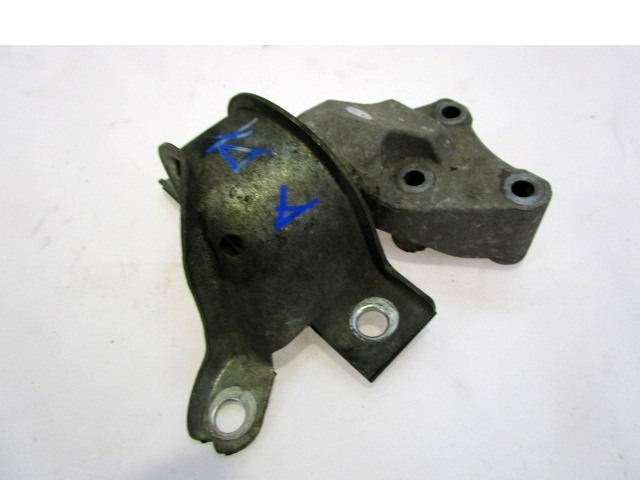 NOSILCI MOTORJA/DRUGO OEM N. 51757887 ORIGINAL REZERVNI DEL LANCIA MUSA 350 (2004 - 2007) BENZINA LETNIK 2006