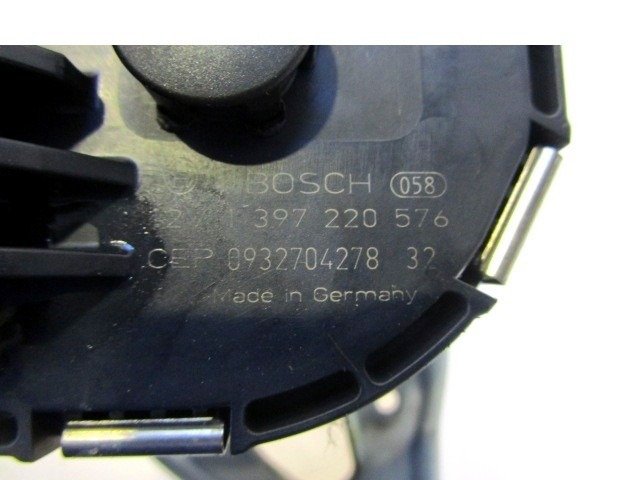 MOTORCEK PREDNJIH BRISALCEV OEM N. 3397021288 9671062180 1397220576 ORIGINAL REZERVNI DEL PEUGEOT 5008 0U 0E MK1 (2009 - 2013) DIESEL LETNIK 2010